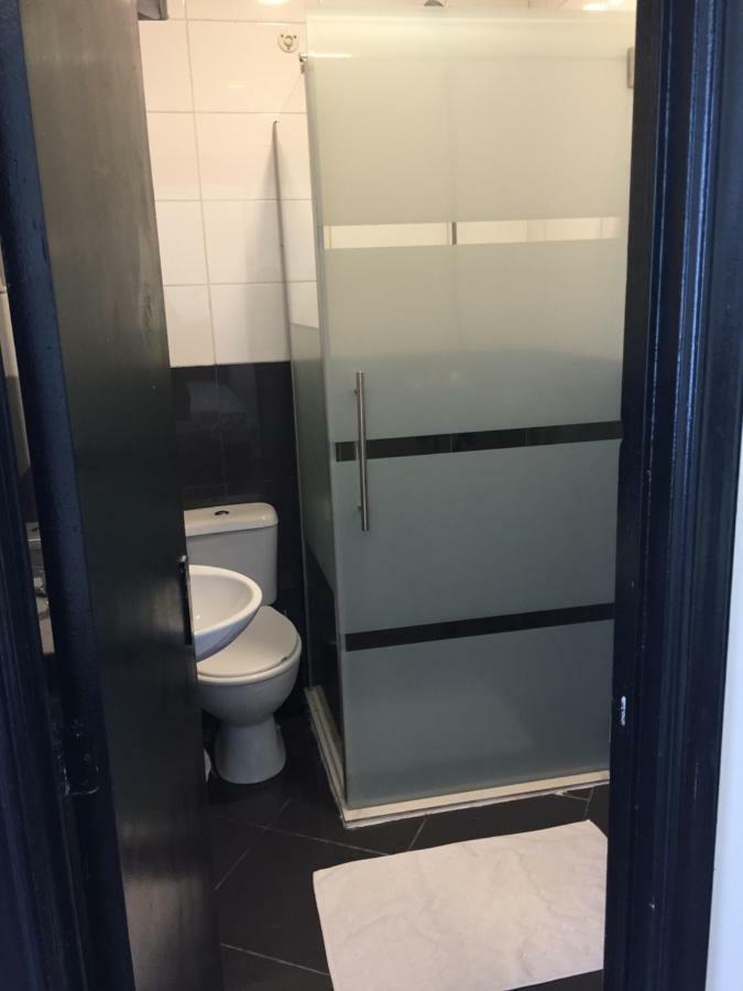 Dupont Gare Du Nord Apartment Brussel Bagian luar foto